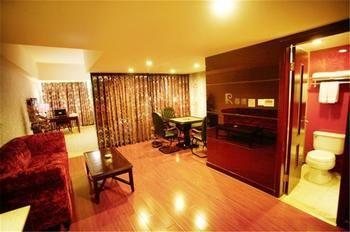 Chengdu Boyue Hotel Екстер'єр фото
